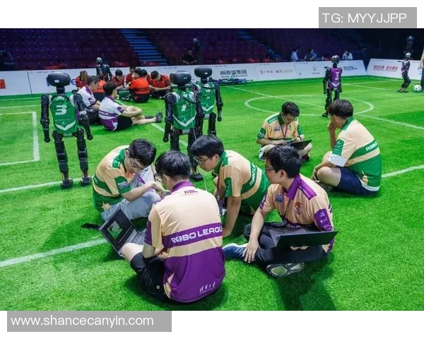 CSGO足球明星六人联赛精彩对决引发电竞与足球的完美结合 CSGO足球明星六人联赛精彩对决引发电竞与足球的完美结合