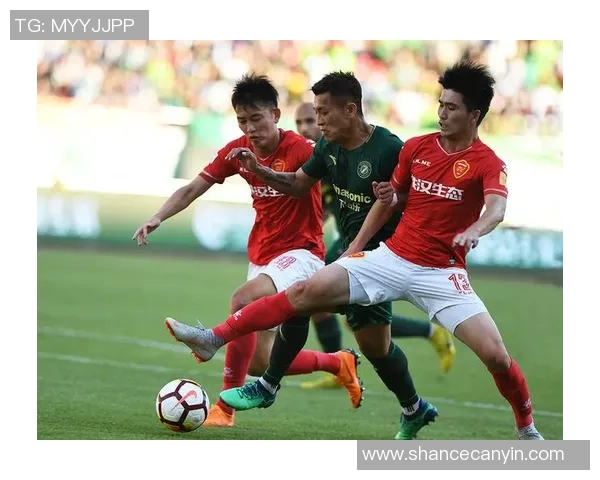 南京足球队速度之争引发热议球迷与专家各执己见