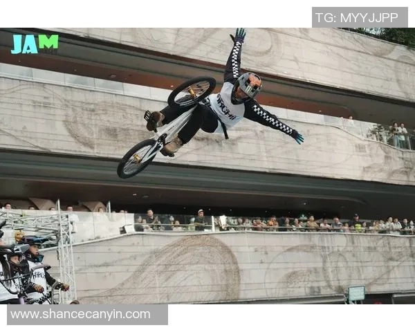 武汉极限运动队勇闯滑板精英赛的奋斗历程与荣耀时刻