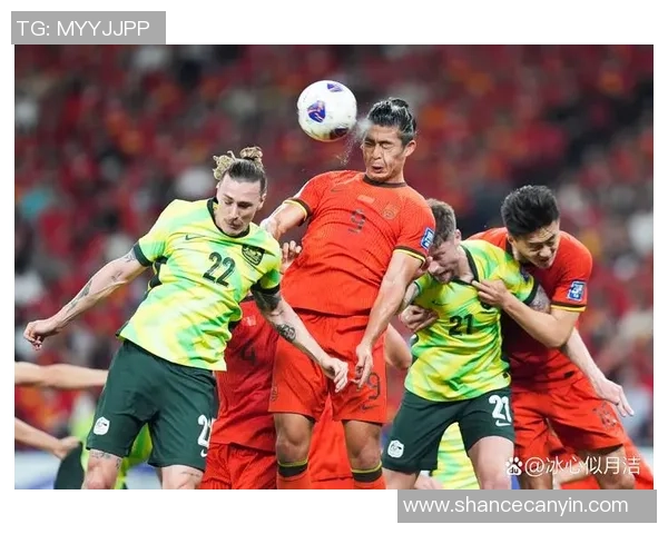 足球捡球人背后的故事与坚持他们如何为比赛增添乐趣与激情